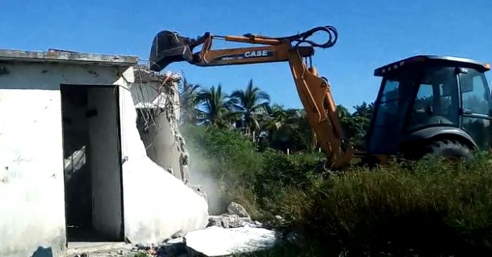 DEMOLICIONES EN ACAPULCO, DESMANTELAMIENTOS